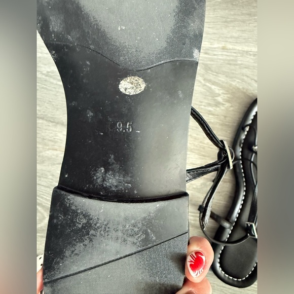 Strap Sandals - Picture 4 of 4